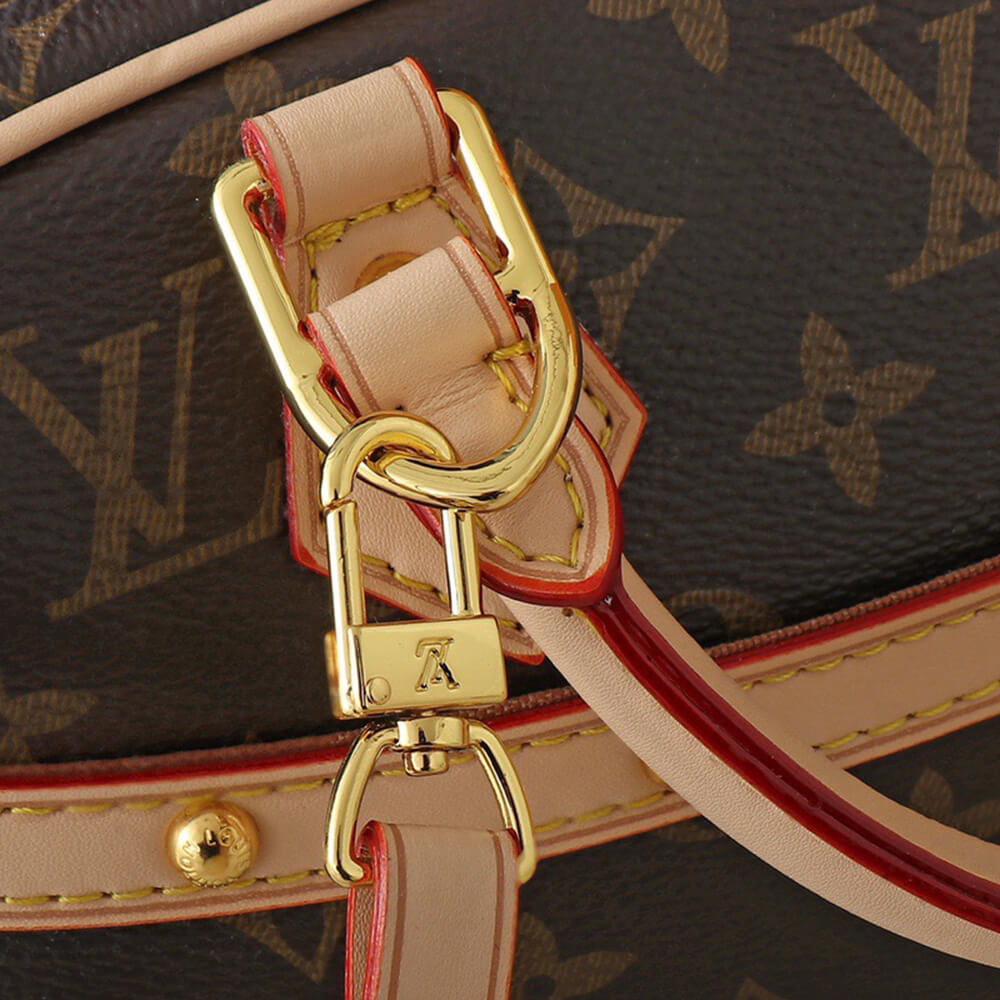 LV   Handbag East West