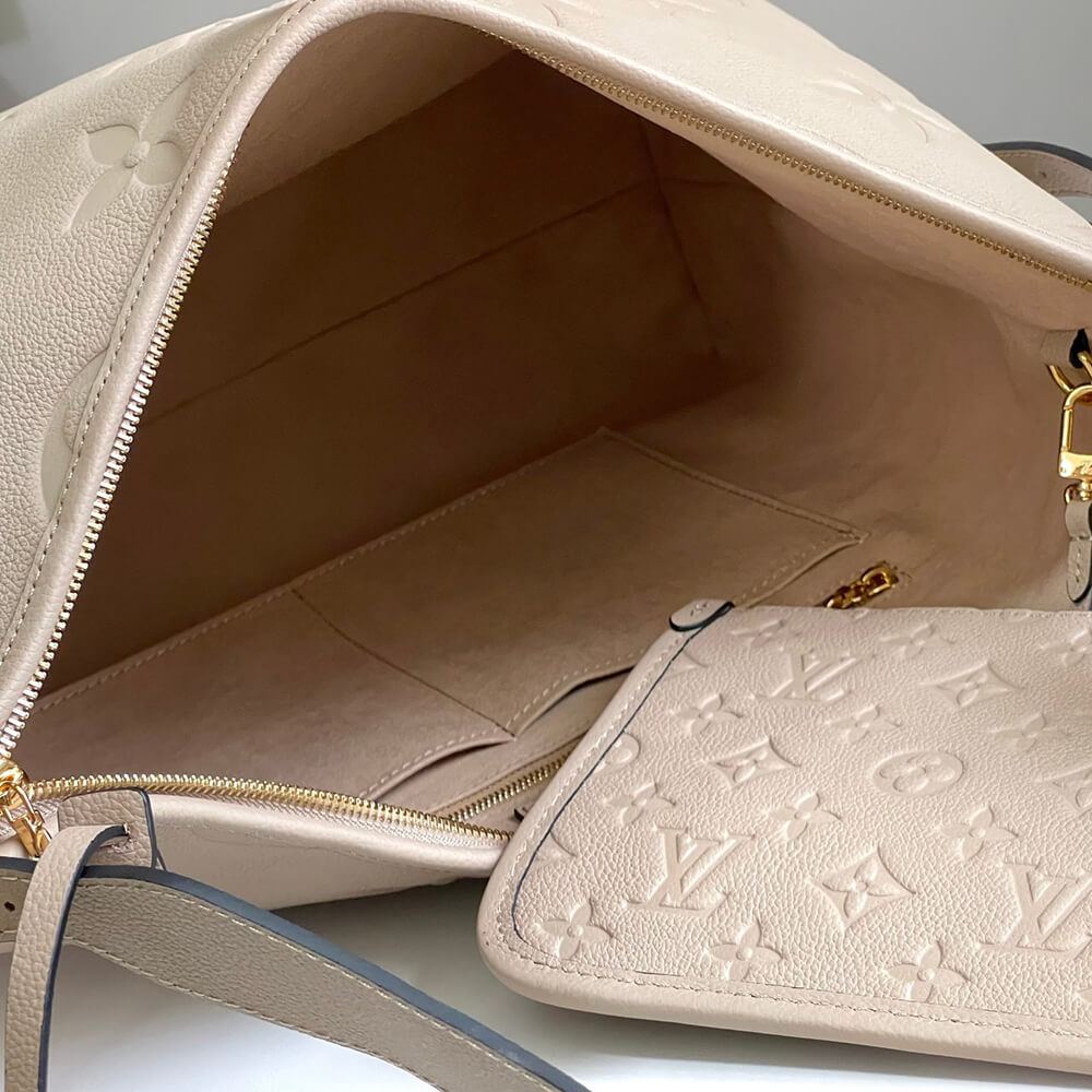 LV  CarryAll MM