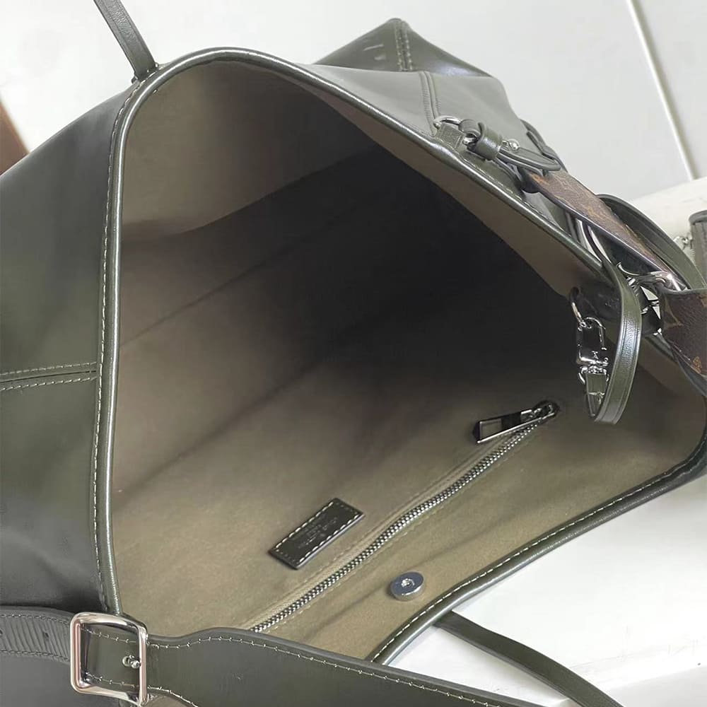 LV Carryall Vibe MM