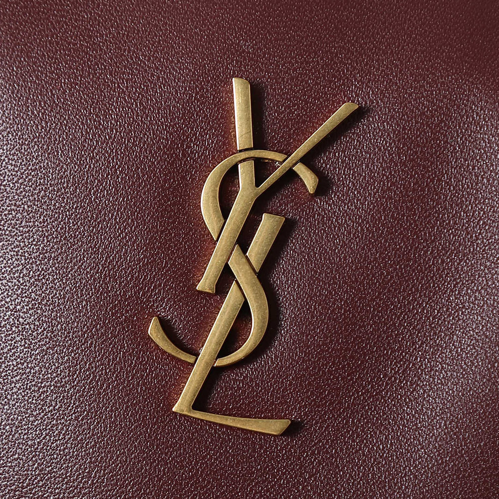 Y51 CASSANDRE large envelope pouch in shiny leather(HIGH-END GRADE)